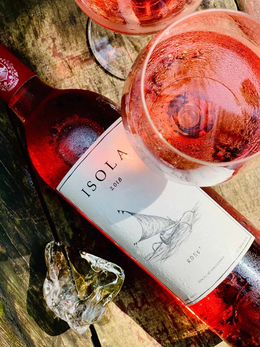 Glass of Isola